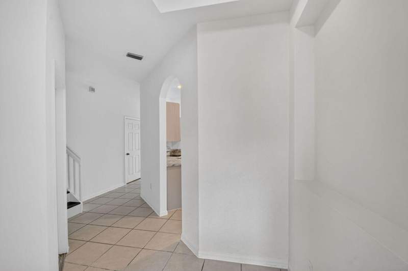 3 bedroom Townhouse at 5155 White Oleander, Victoria Woods 3B, West Palm Beach — photo 2