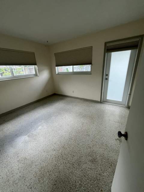 333 NW 26th Court, Wilton Manors FL - photo 7 of 9