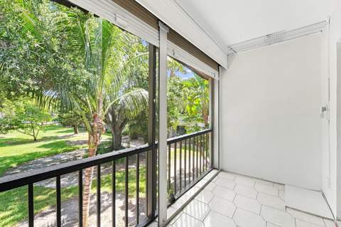 3101 Oakland Shores Drive #H210, Oakland Park FL - photo 21 of 25