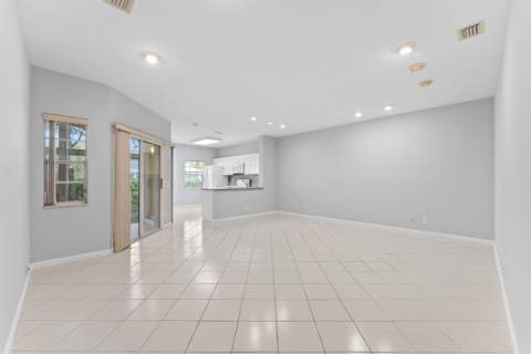 6705 Via Regina, Boca Raton FL - photo 7 of 35