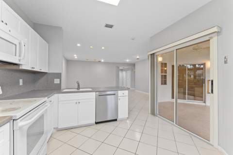 6705 Via Regina, Boca Raton FL - photo 13 of 35