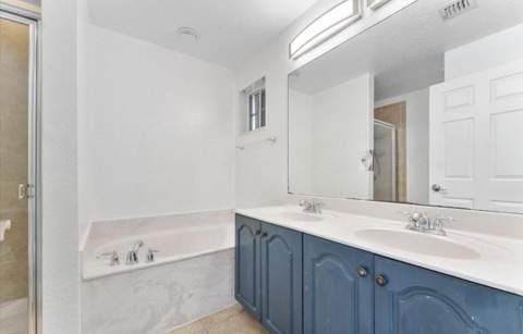 6051 SW 19th Court, North Lauderdale FL - photo 6 of 16
