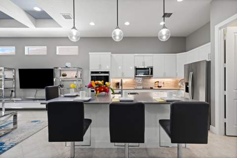 12735 SW Sunrise Lake Terrace, Port St. Lucie FL - photo 8 of 36