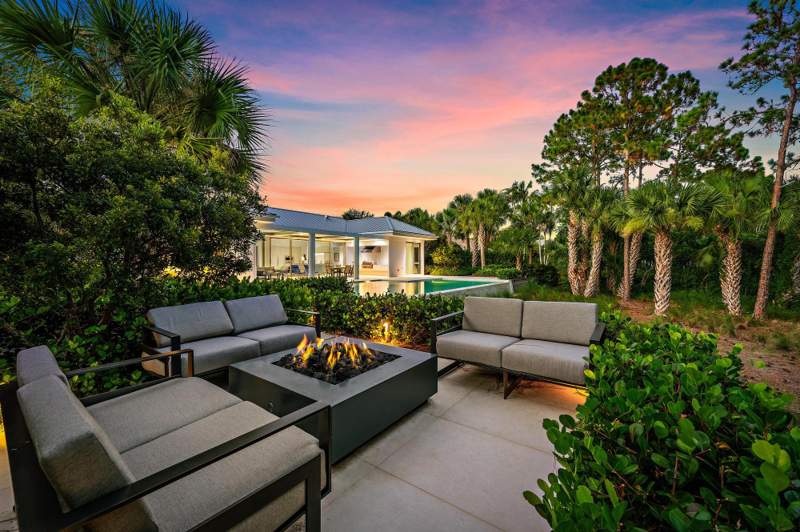 3 bedroom Single Family Residence at 13421 Sabal Chase, Old Marsh Golf Club, Palm Beach Gardens — photo 3