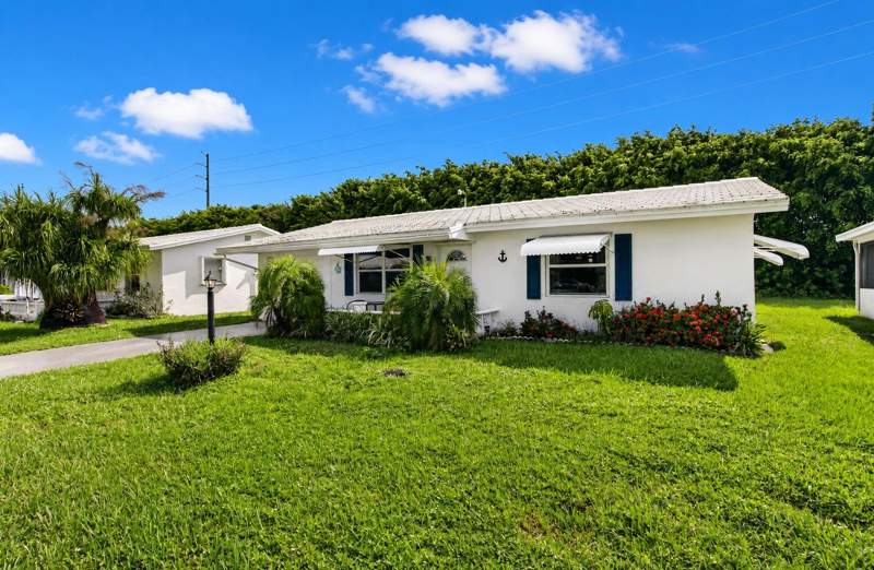 2 bedroom Single Family Residence at 400 SW 8th Place, Palm Beach Leisureville Sec 3, Boynton Beach — photo 2