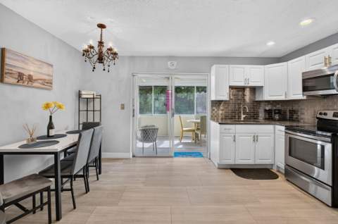 400 SW 8th Place, Boynton Beach FL - photo 11 of 83