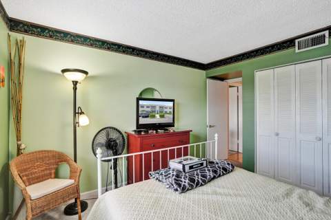 160 Cypress Club Drive #630, Pompano Beach FL - photo 16 of 45