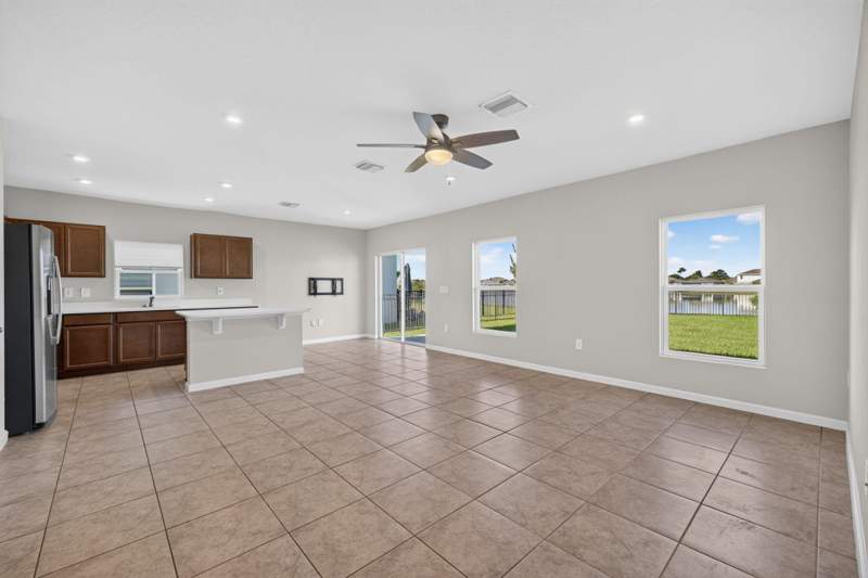 3 bedroom Single Family Residence at 501 Cherimoya Street, Avalon Crossing Phase II, Fort Pierce — photo 4