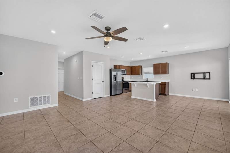 3 bedroom Single Family Residence at 501 Cherimoya Street, Avalon Crossing Phase II, Fort Pierce — photo 5