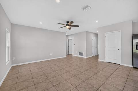 501 Cherimoya Street, Fort Pierce FL - photo 6 of 37