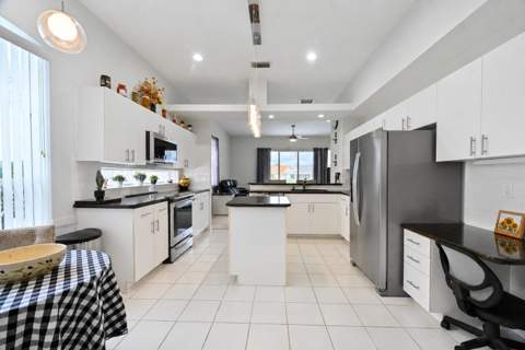 540 NW Lambrusco Drive, Port St. Lucie FL - photo 24 of 63