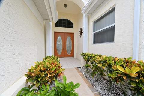 540 NW Lambrusco Drive, Port St. Lucie FL - photo 9 of 63