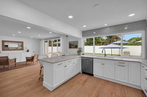 72 Willow Road, Tequesta FL - photo 20 of 41