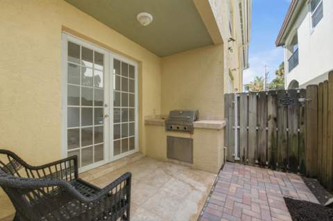 857 SW 11th Court, Fort Lauderdale FL - photo 19 of 25