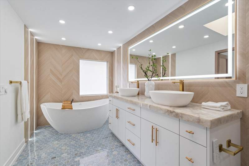 4 bedroom Single Family Residence at 440 NW 11th Avenue, Lake Floresta Park, Boca Raton — photo 4