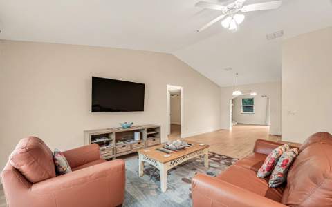427 Las Palmas Street, Royal Palm Beach FL - photo 9 of 42