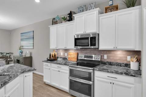 7147 Limestone Cay Road, Limestone Creek FL - photo 16 of 73