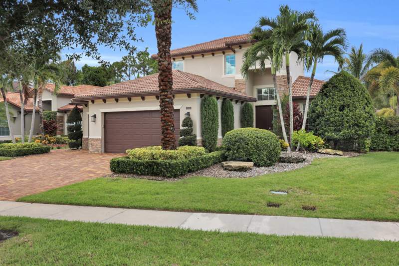 4 bedroom Single Family Residence at 7147 Limestone Cay Road, Limestone Cay, Limestone Creek — photo 5