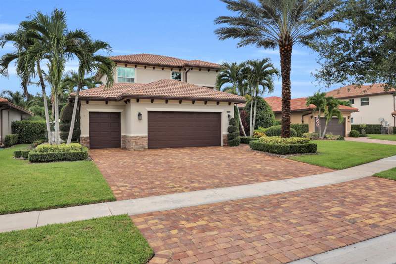 4 bedroom Single Family Residence at 7147 Limestone Cay Road, Limestone Cay, Limestone Creek — photo 3
