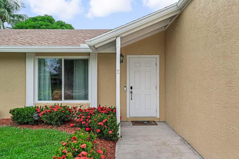 3 bedroom Single Family Residence at 427 Las Palmas Street, La Mancha 2, Royal Palm Beach — photo 4