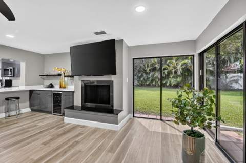 2834 Deer Creek Kelly Brooke Lane, Deerfield Beach FL - photo 20 of 47