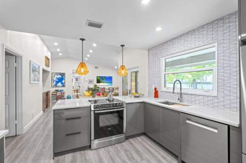 2474 Bedford Mews Drive, Wellington FL - photo 15 of 47