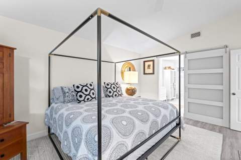 2474 Bedford Mews Drive, Wellington FL - photo 20 of 47