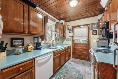 615 N L Street, Lake Worth Beach FL - photo 7 of 43