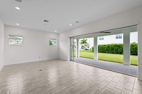 5627 Opal Drive, Westlake FL - photo 8 of 54