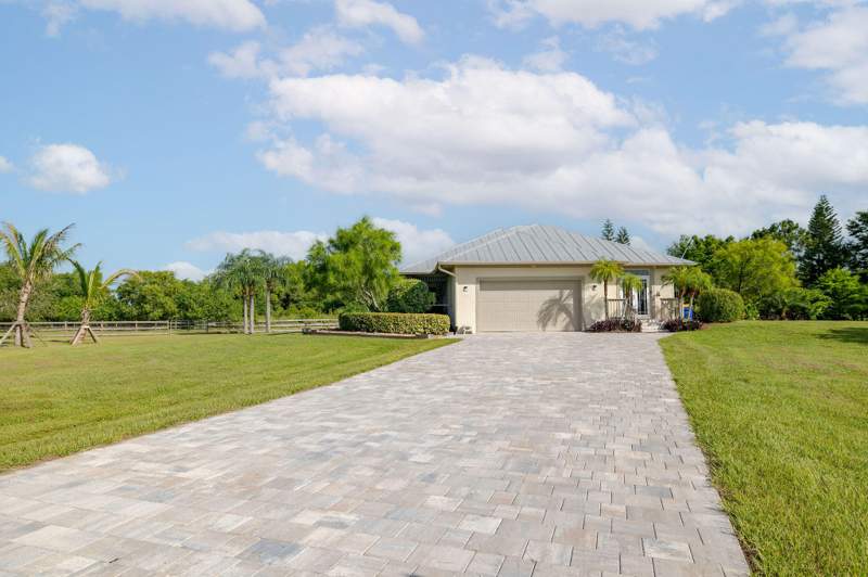 4 bedroom Single Family Residence at 19005 SW Grey Fox Trail, Indiantown Farms, Indiantown — photo 3
