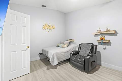 282 SE Walsh Terrace, Port St. Lucie FL - photo 17 of 37