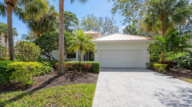 3 bedroom Single Family Residence at 106 Toteka Circle, Loxahatchee Club At Maplewood 6 Ph 2, Jupiter — photo 2