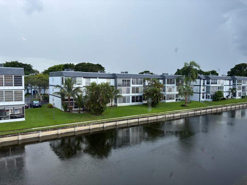 2 bedroom Condominium at 8350 Sands Point Boulevard #E310, Sands Point Condominium II, Tamarac — photo 3