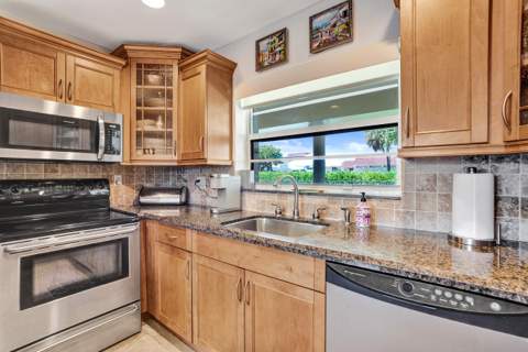 1900 N Riverside Drive, Pompano Beach FL - photo 17 of 65
