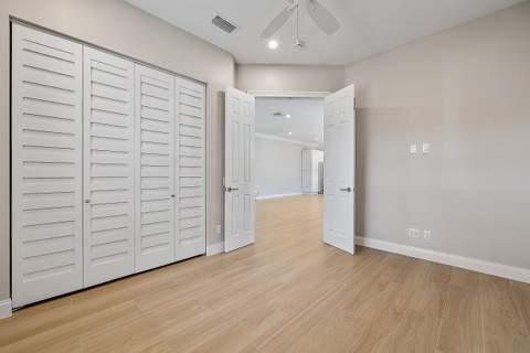 248 Honeysuckle Drive, Jupiter FL - photo 13 of 19