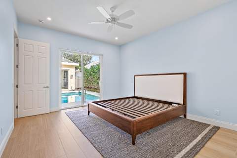 248 Honeysuckle Drive, Jupiter FL - photo 15 of 19