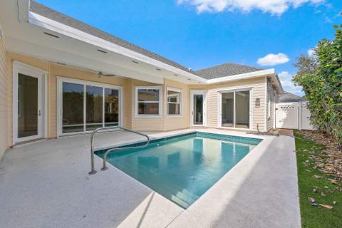 248 Honeysuckle Drive, Jupiter FL - photo 17 of 19