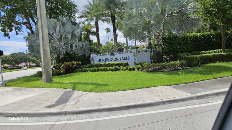 2 bedroom Condominium at 7185 Huntington Lane, Huntington Lakes Sec Three Condos, Delray Beach — photo 2