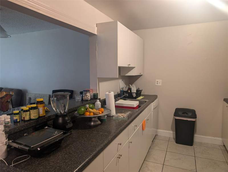 2 bedroom Condominium at 4334 NW 9th Avenue #7-2D, Heritage Circle Condo, Deerfield Beach — photo 3