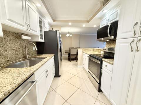 950 Ponce De Leon Road #104, Boca Raton FL - photo 23 of 44