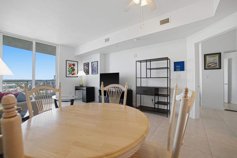 1 bedroom Condominium at 315 NE 3rd Avenue #1509, Strada 315 Condo, Fort Lauderdale — photo 2