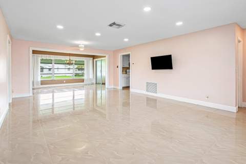 106 NW 10th Court, Boynton Beach FL - photo 9 of 60