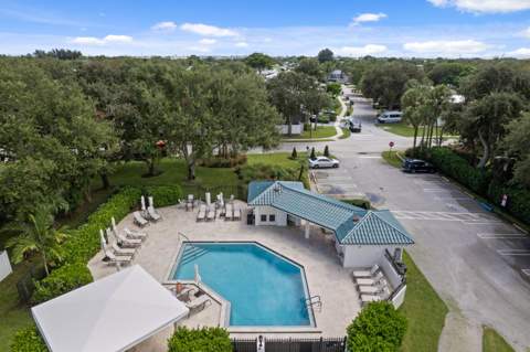4120 NW 1st Court, Delray Beach FL - photo 23 of 27