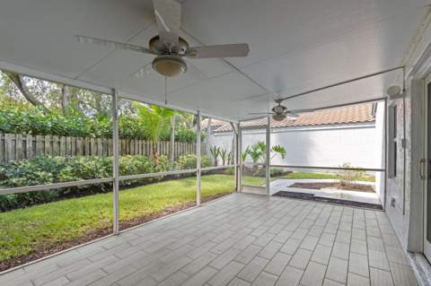 4120 NW 1st Court, Delray Beach FL - photo 16 of 27