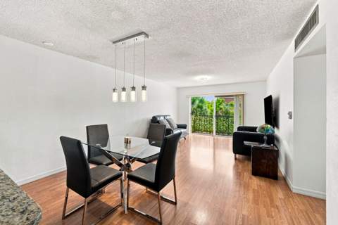 805 W Oakland Park Boulevard, Oakland Park FL - photo 6 of 25
