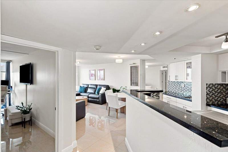 2 bedroom Condominium at 300 Three Islands Boulevard #312, Anchor Bay Club Condo, Hallandale Beach — photo 4