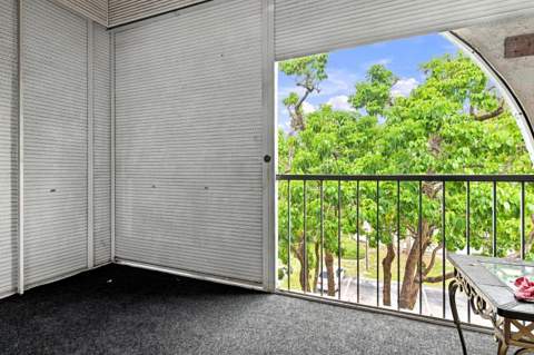 3280 Spanish Moss Terrace #403, Lauderhill FL - photo 16 of 28