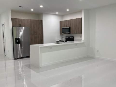1350 Crystal Way #107, Delray Beach FL - photo 7 of 30