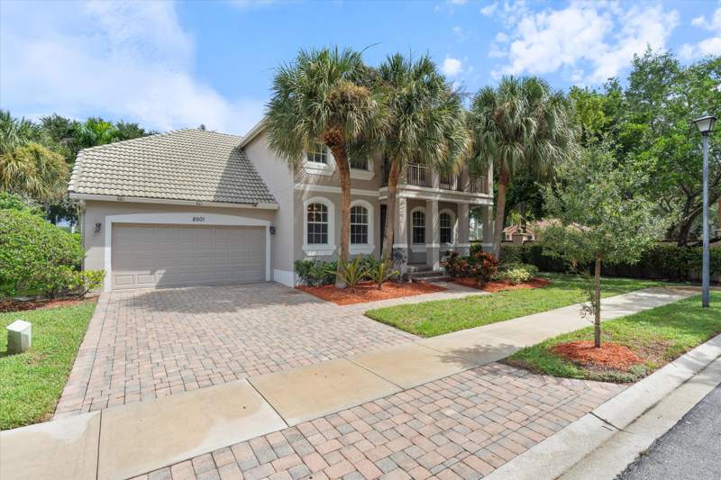 4 bedroom Single Family Residence at 8501 Portobello Lane, Gables At Northlake 1, Palm Beach Gardens — photo 3