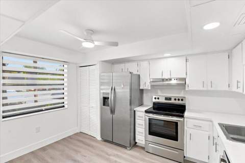 1100 Colony Point Circle #121, Pembroke Pines FL - photo 11 of 41